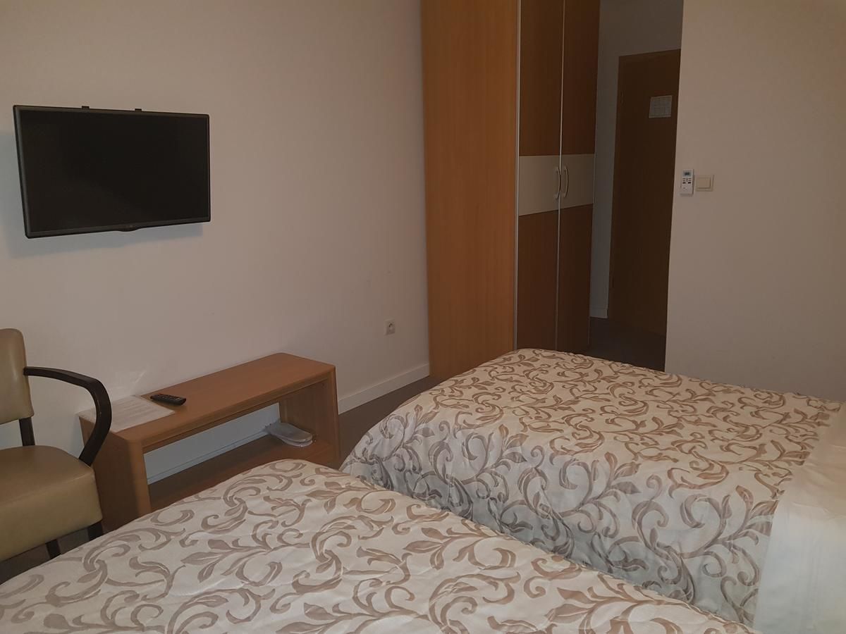 Отели типа «постель и завтрак» Hotel Dvor Биело-Поле-10