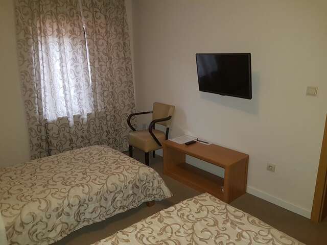 Отели типа «постель и завтрак» Hotel Dvor Биело-Поле-13