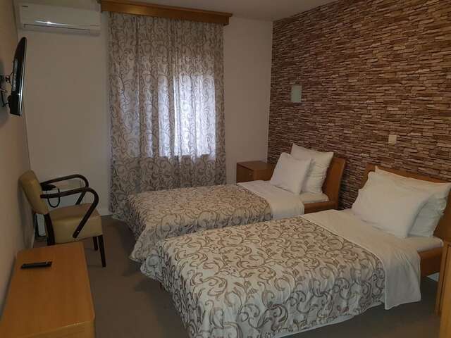 Отели типа «постель и завтрак» Hotel Dvor Биело-Поле-15