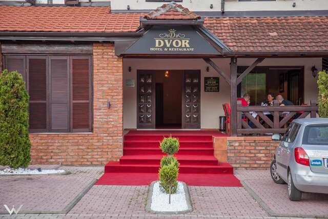 Отели типа «постель и завтрак» Hotel Dvor Биело-Поле-4