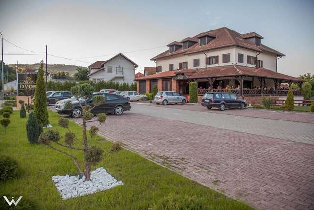 Отели типа «постель и завтрак» Hotel Dvor Биело-Поле-31